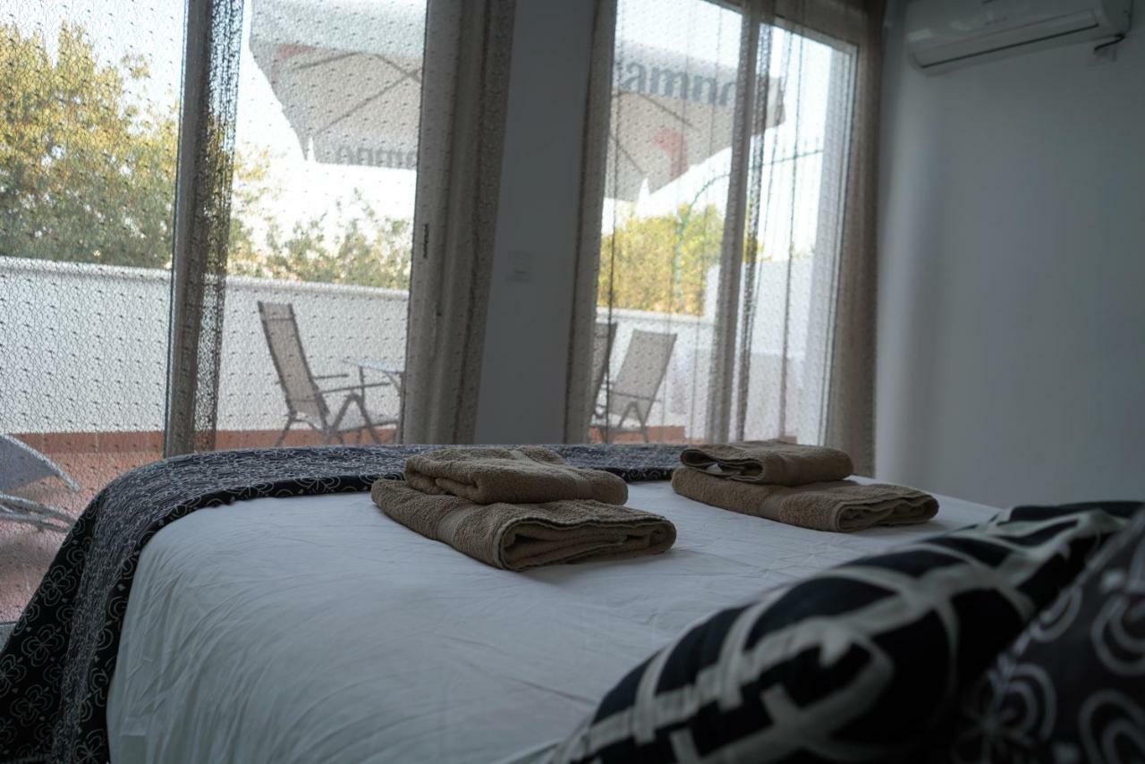 Atico Con Terraza En Alameda De Hercules 세비야 외부 사진